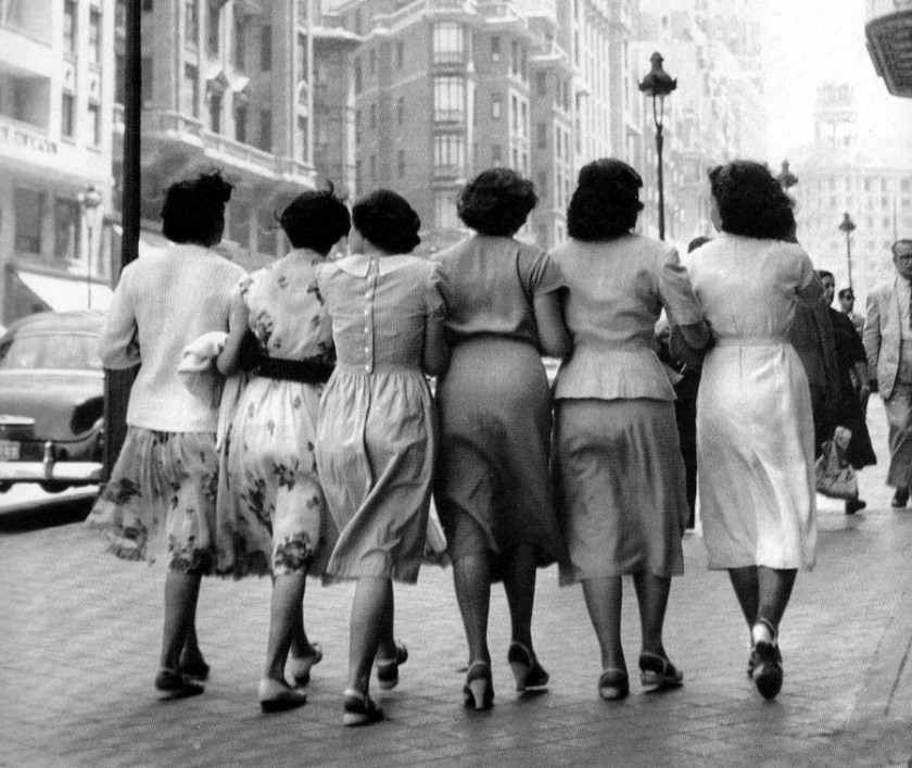 mujeres en la ciudad